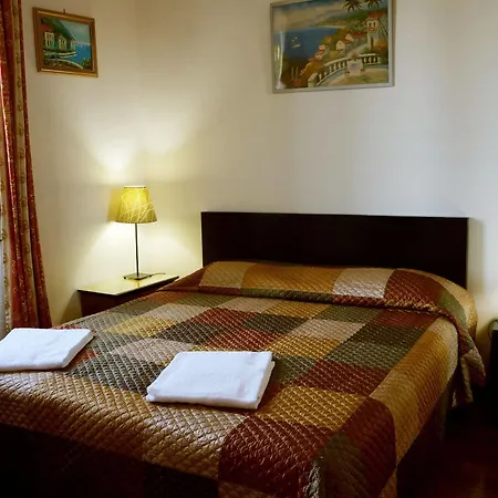 Casa Dell'amicizia Nocleg ze śniadaniem