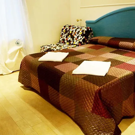Casa Dell'amicizia 2* Rome