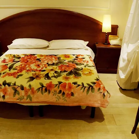 Casa Dell'amicizia 2* Róma