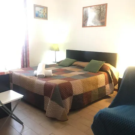 Casa Dell'amicizia فندق مبيت وإفطار 2*